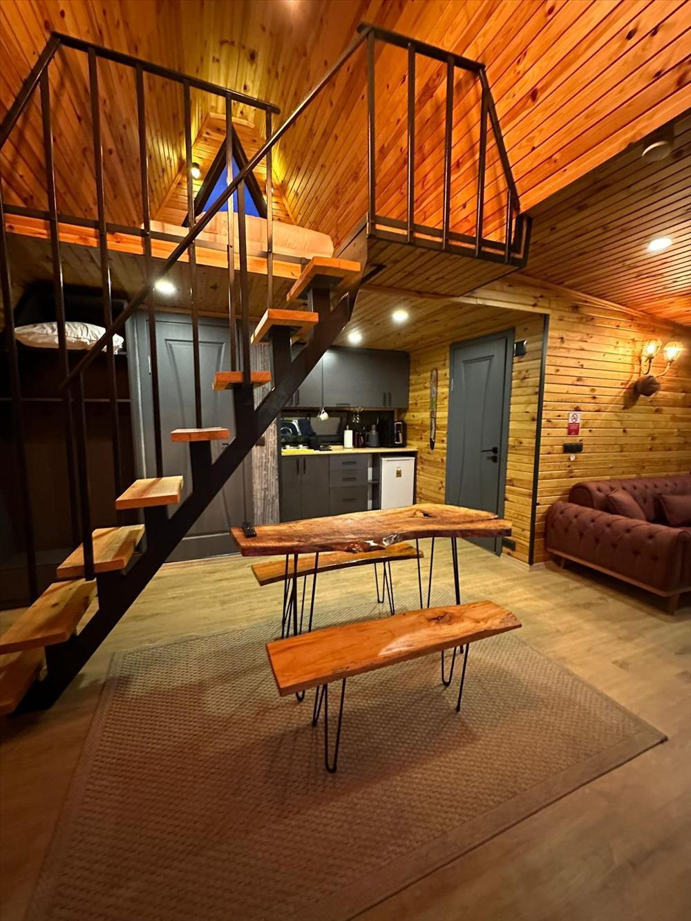 listing card gallery