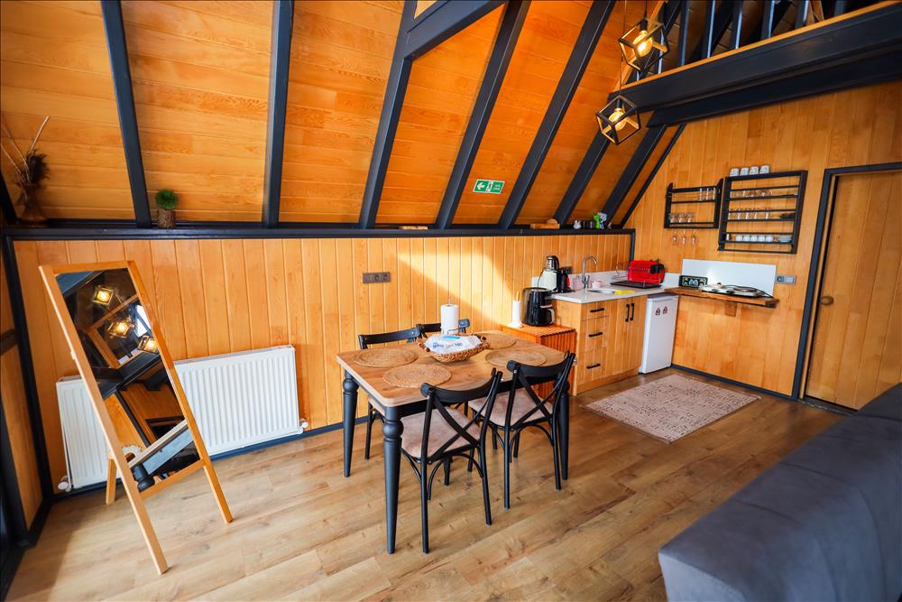 listing card gallery