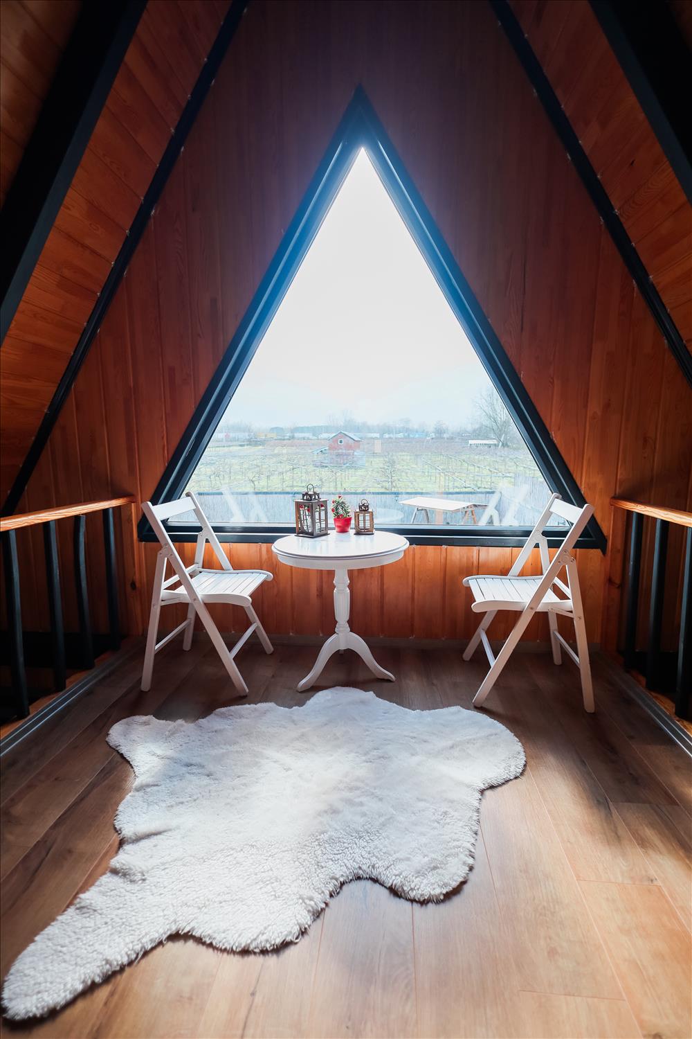 listing card gallery