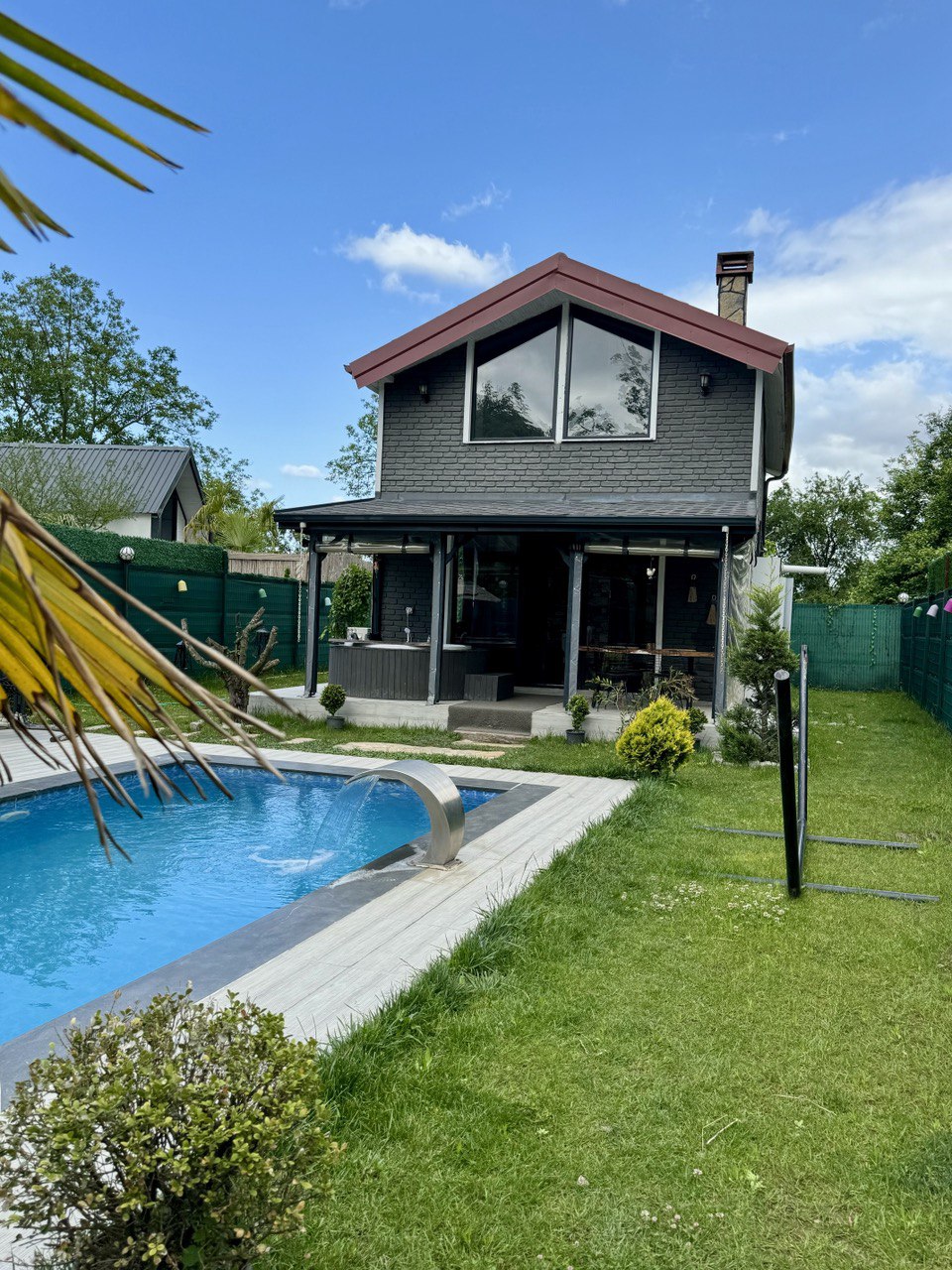 listing card gallery