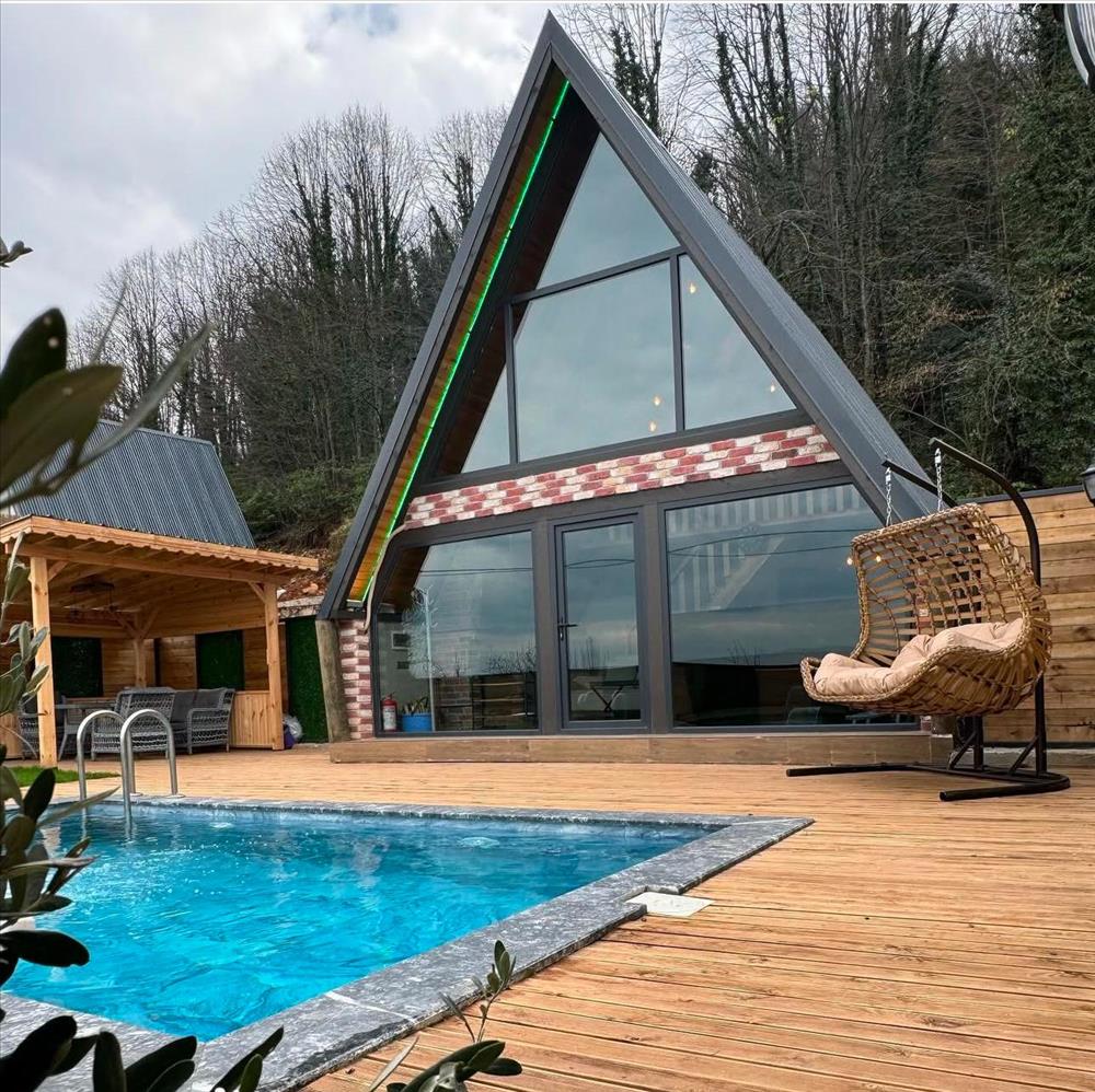 listing card gallery