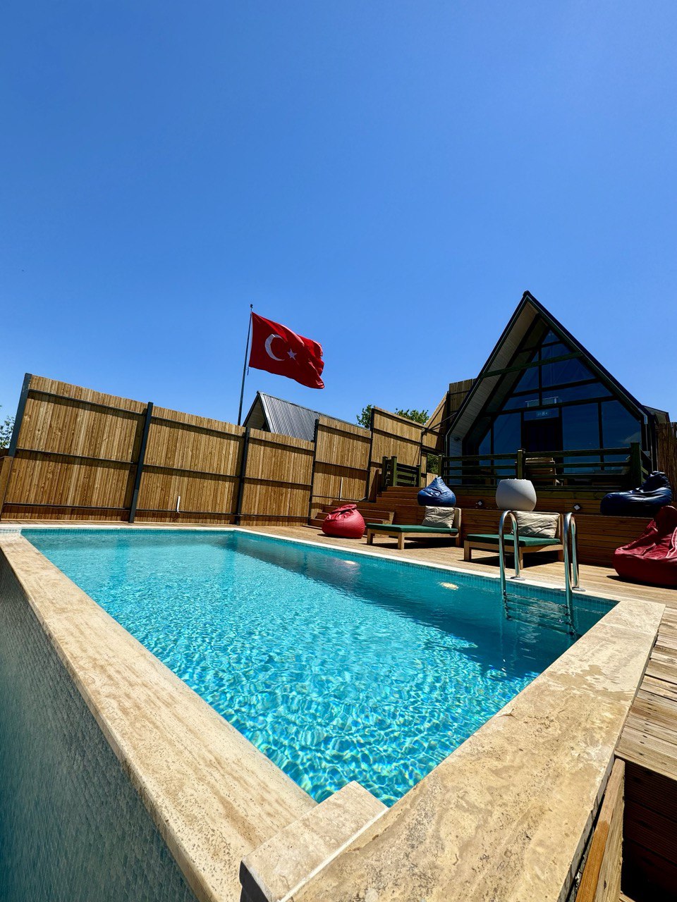 listing card gallery