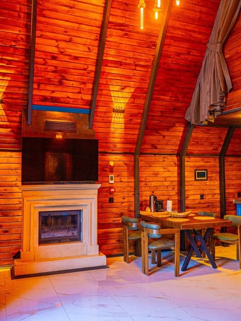 listing card gallery
