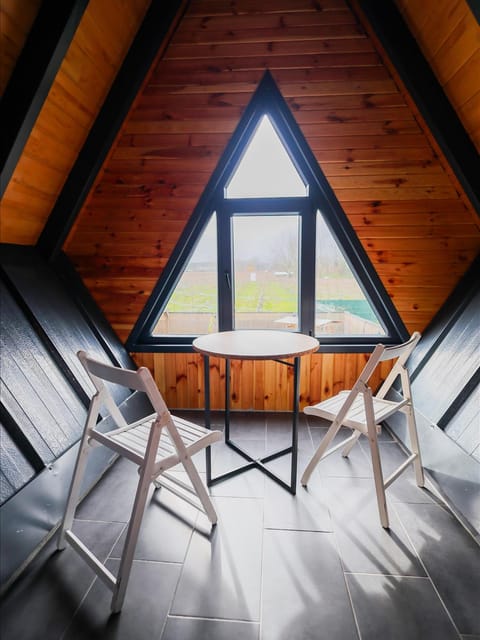 listing card gallery