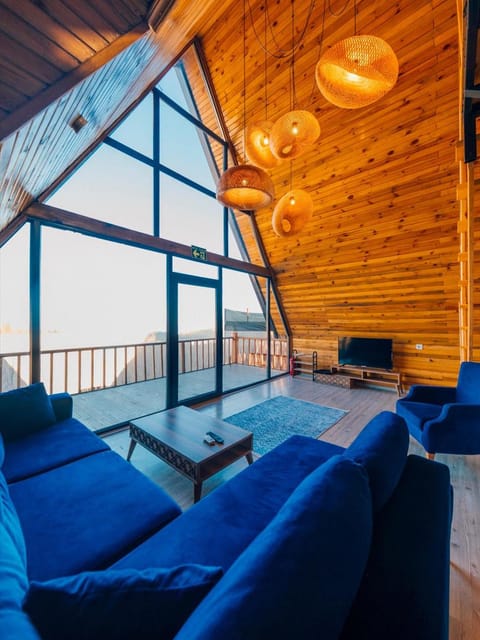 listing card gallery