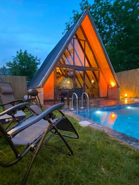 listing card gallery