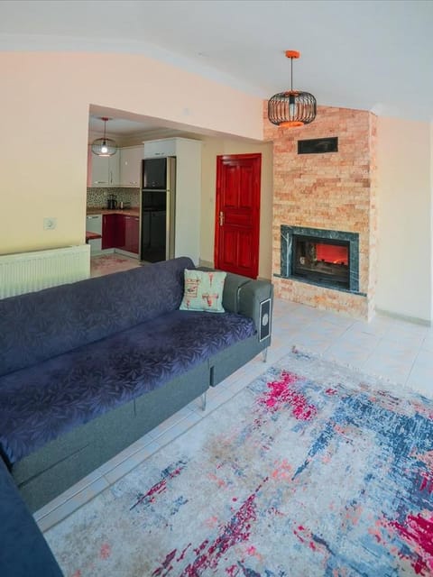 listing card gallery